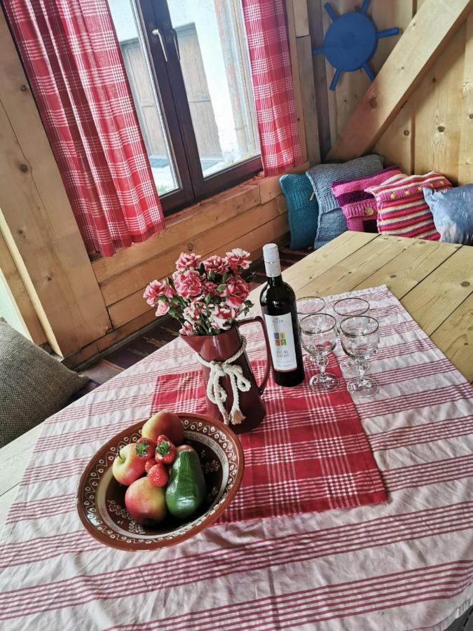 ŽiarDrevenica Zapadne Tatry S Kupacou Kadou A Krbomアパートメント エクステリア 写真