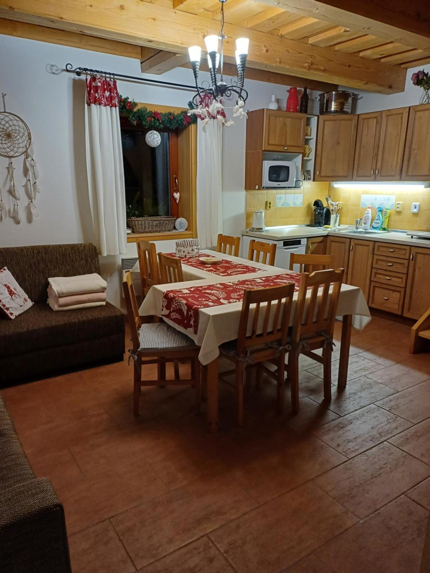 ŽiarDrevenica Zapadne Tatry S Kupacou Kadou A Krbomアパートメント エクステリア 写真
